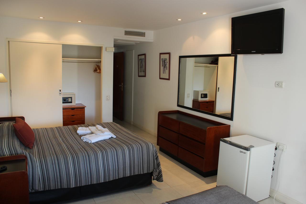 Hotel Arenas Пинамар Екстериор снимка