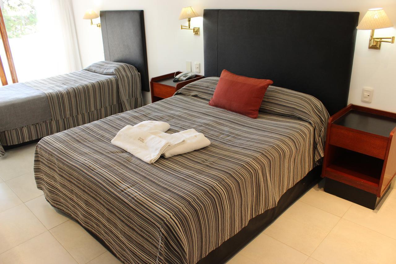 Hotel Arenas Пинамар Екстериор снимка