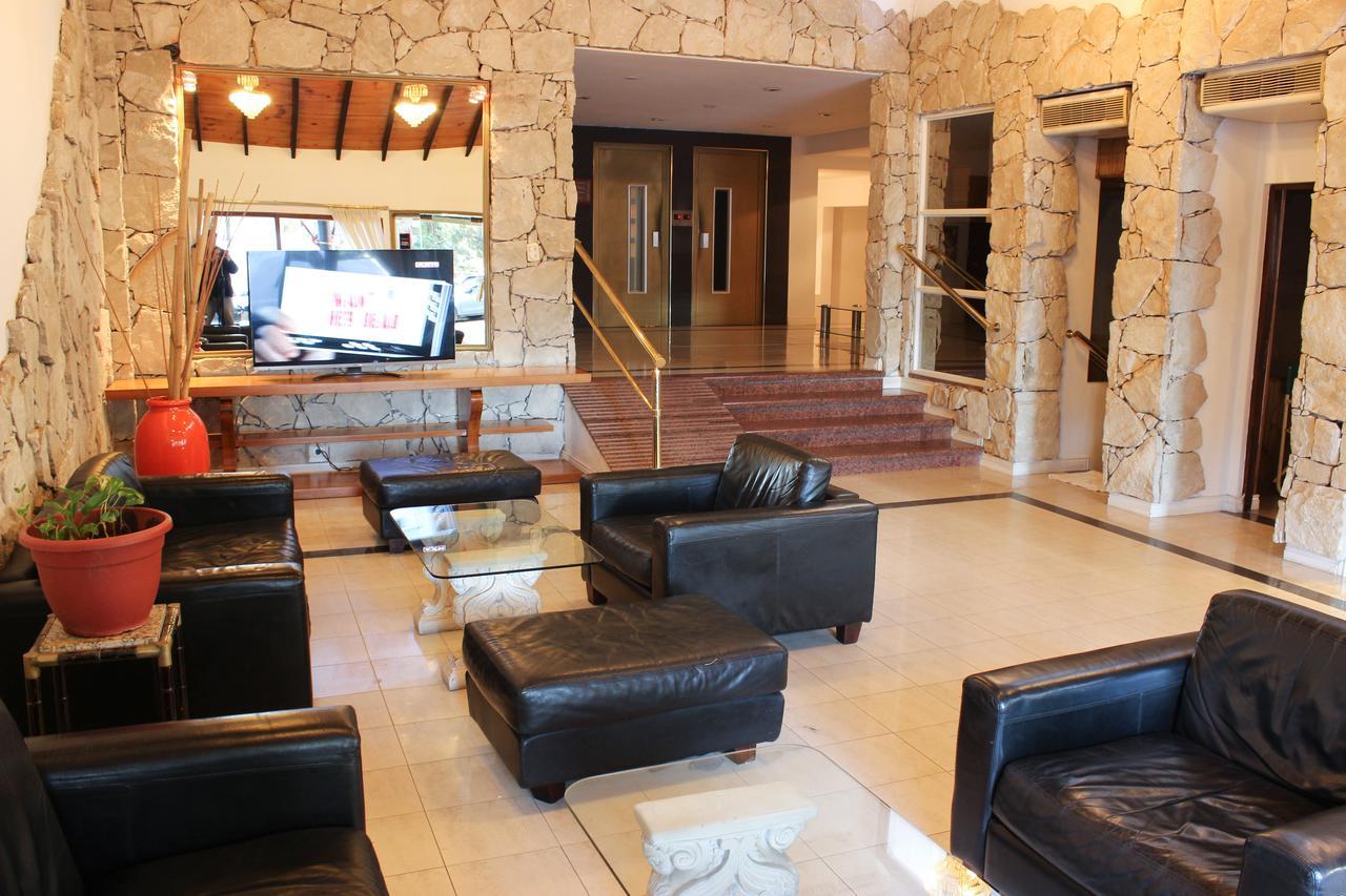 Hotel Arenas Пинамар Екстериор снимка