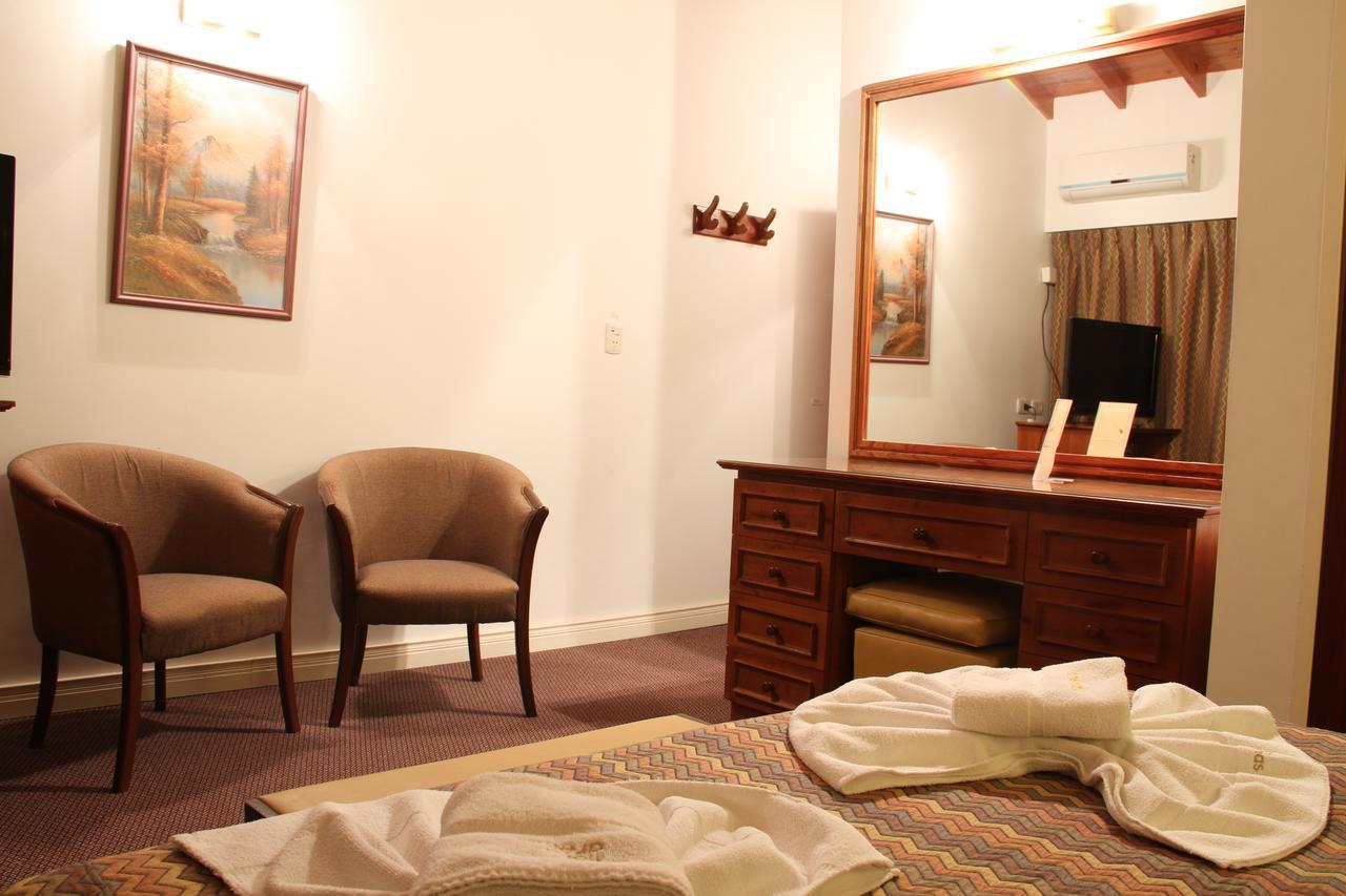 Hotel Arenas Пинамар Екстериор снимка